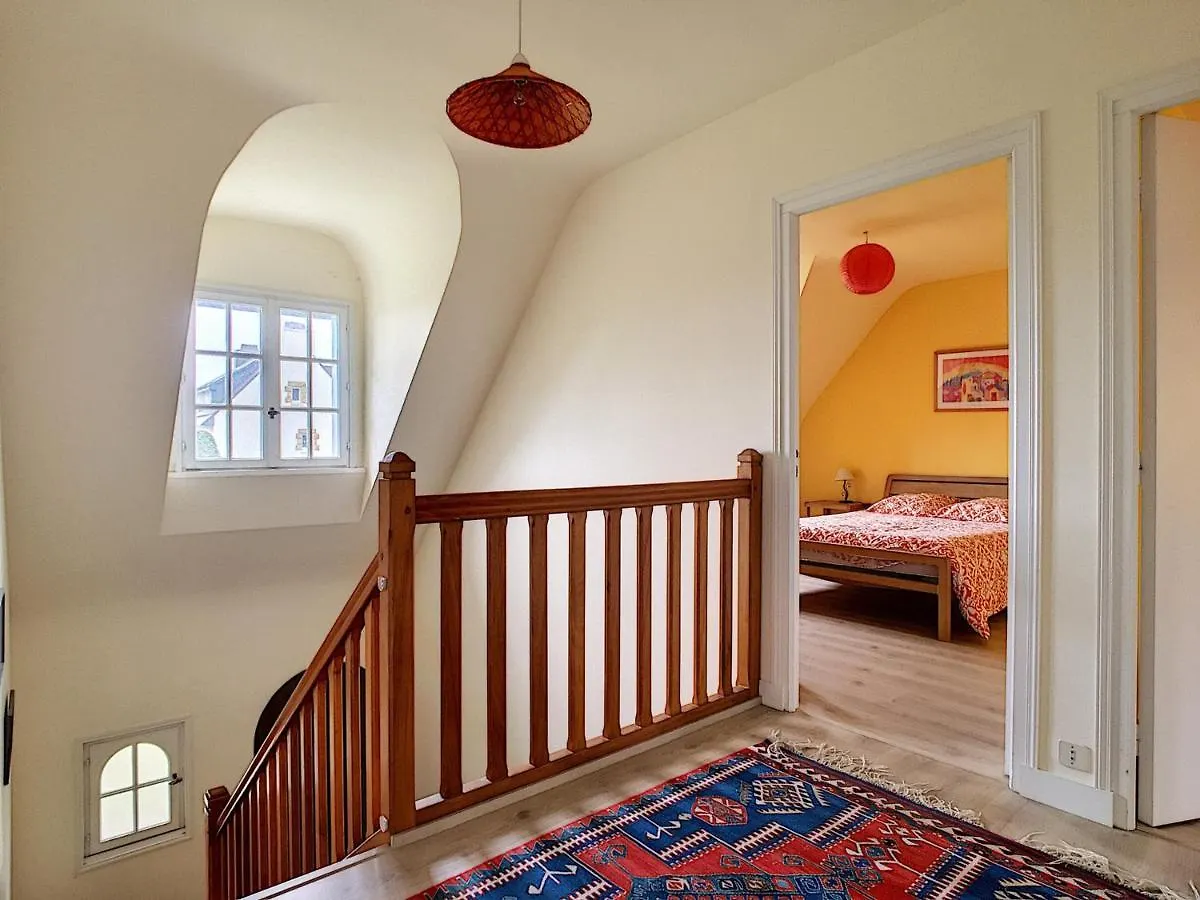 Maison Renovee A Crozon : Proche Centre, Mer, Port & Sentier Des Douaniers - Fr-1-370-76 Villa 0*,  Franciaország